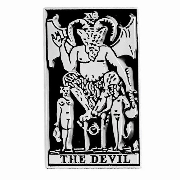 🦇 48HR SALE "The Devil" Tarot Card Enamel Pin - Picture 6 of 7